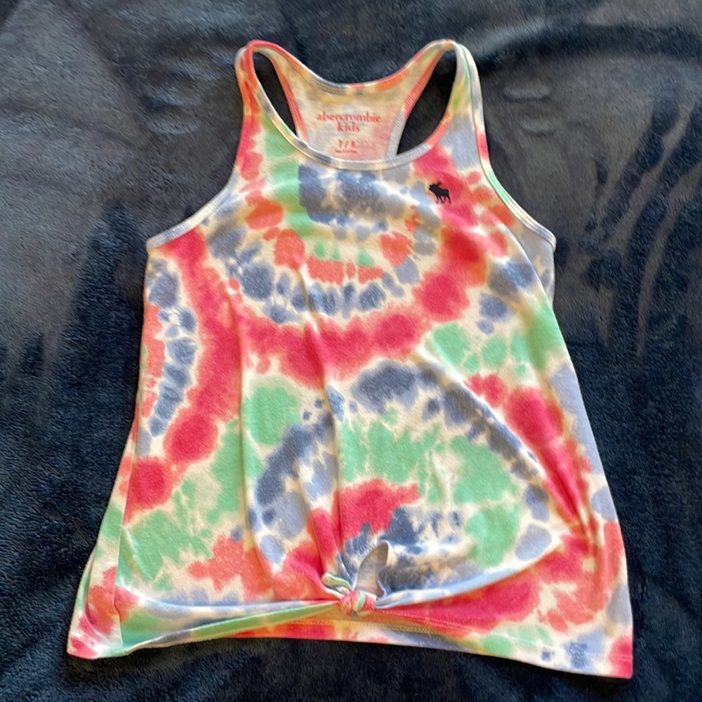 Abercrombie kids tie dye tank top.  Girls 7/8. Used and in good condition.